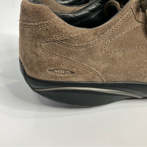 MBT taupe suede walking sneakers Swiss engineered size 8-8.5 - Picture 2 of 9